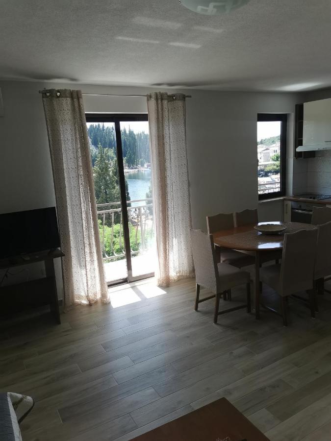 Apartmani Bartulovic Blace Εξωτερικό φωτογραφία