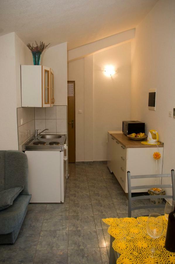 Apartmani Bartulovic Blace Εξωτερικό φωτογραφία