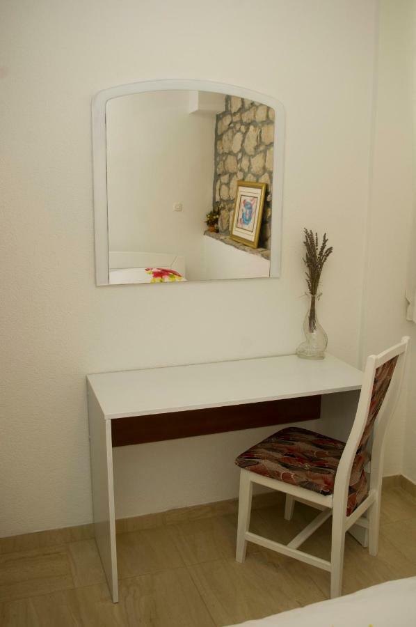 Apartmani Bartulovic Blace Εξωτερικό φωτογραφία